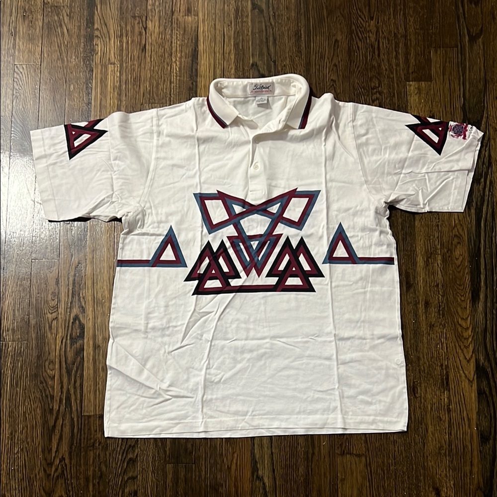 Vintage Titlesit polo size XL in good condition